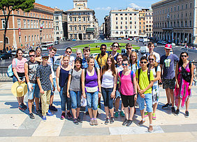 Gruppenfoto mitten in Rom